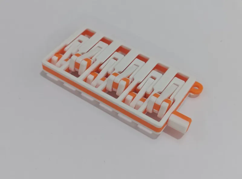 六缸版本 Articulated Engine Keychain-6cylinders