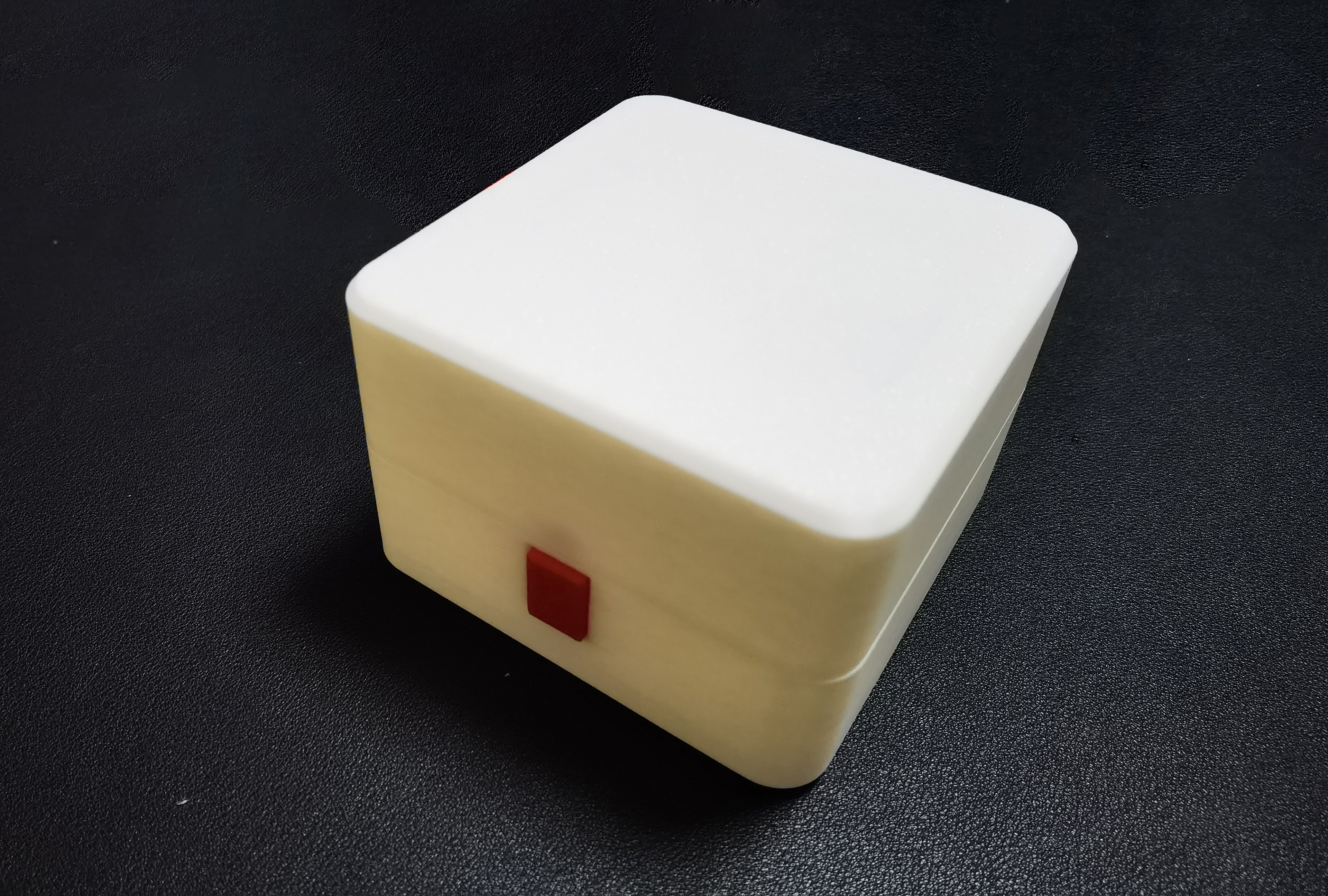 Miniatura 1 do modelo 3D 身份证银行卡收纳盒卡包（一体打印按钮开合）