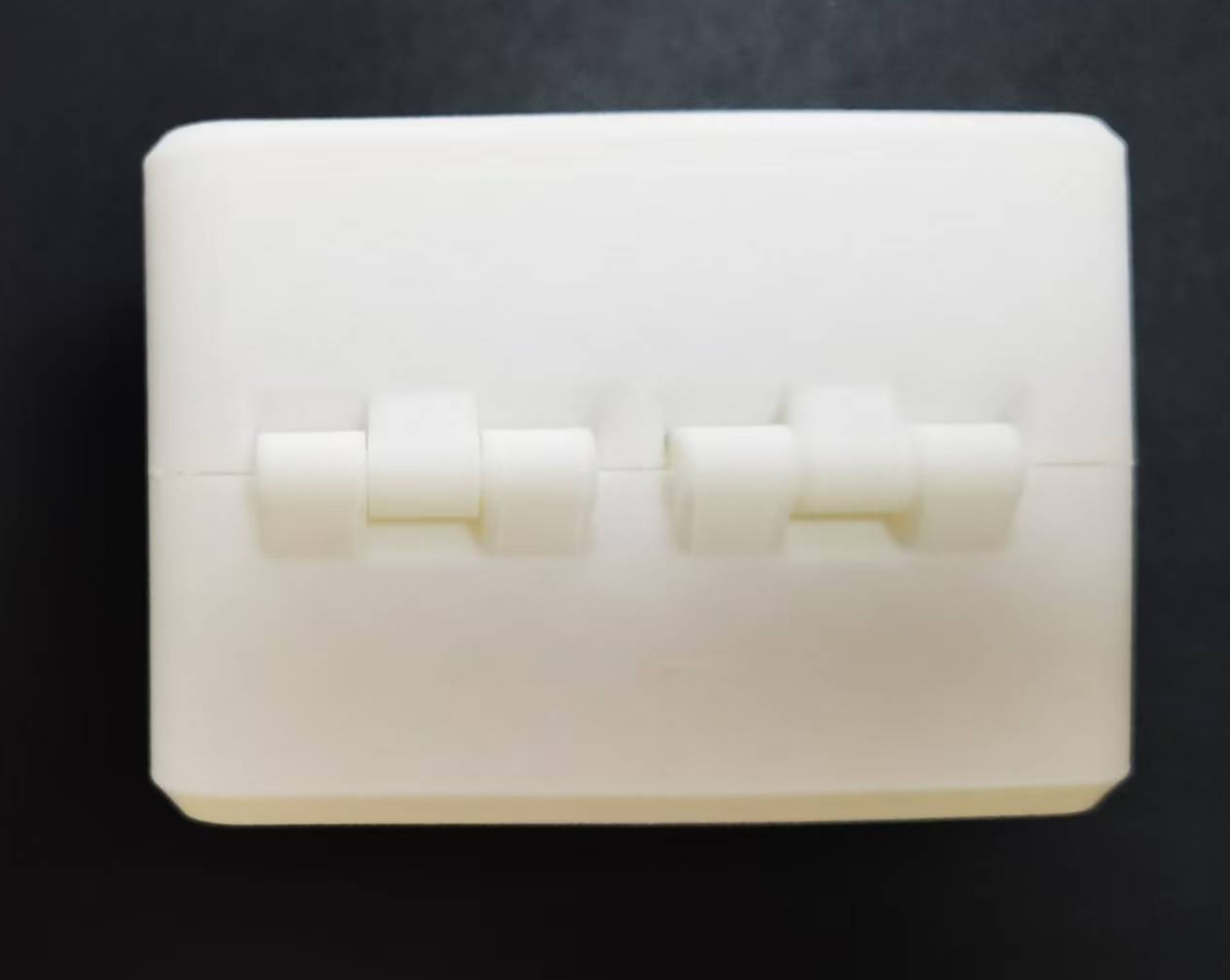Miniatura 3 do modelo 3D 身份证银行卡收纳盒卡包（一体打印按钮开合）