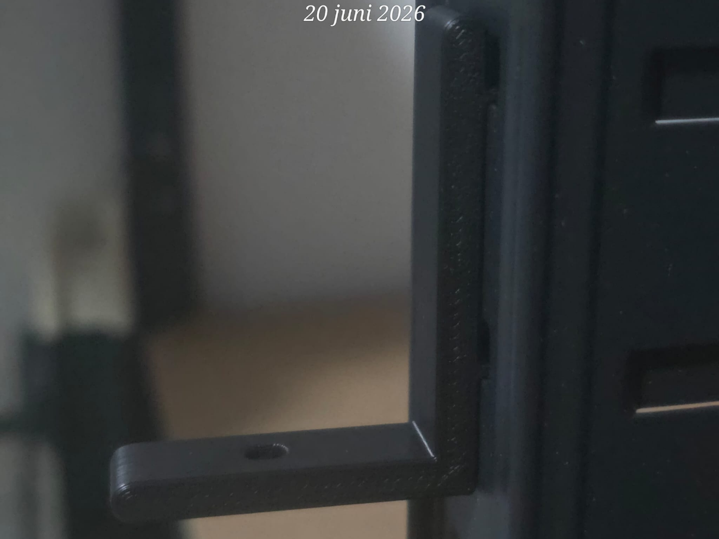 SONGMICS L-hook with screw hole