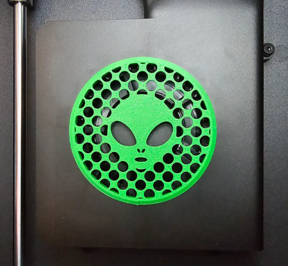 Alien auxiliary fan shroud for X1C and P1S by Jack's Lab MakerWorld ...