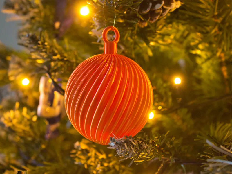 Twisted Christmas Ornament Bauble