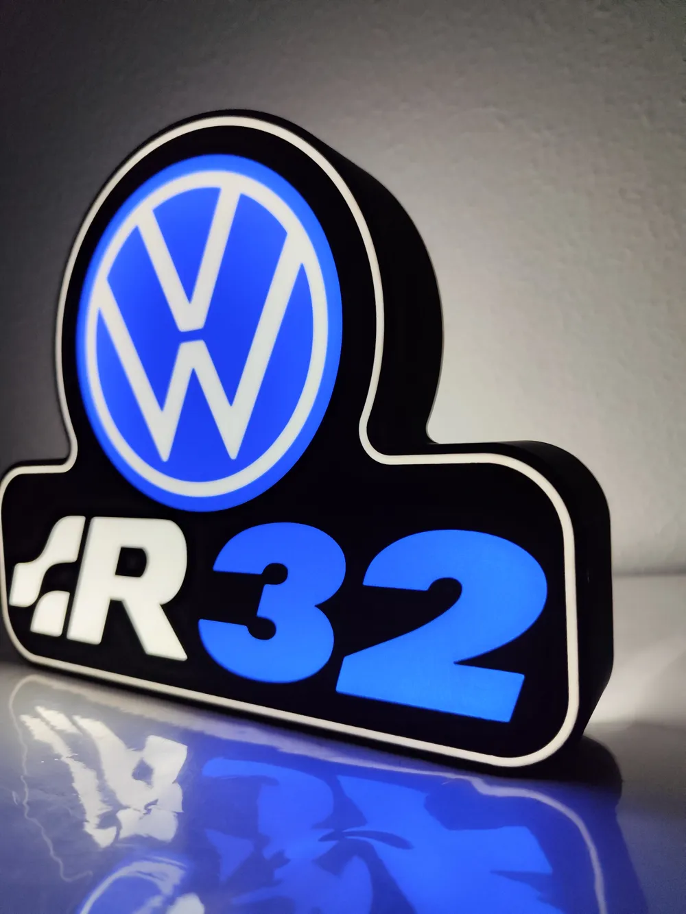 VW R32 Inspired Lamp by MY LIGHT MakerWorld: Download Free 3D Models