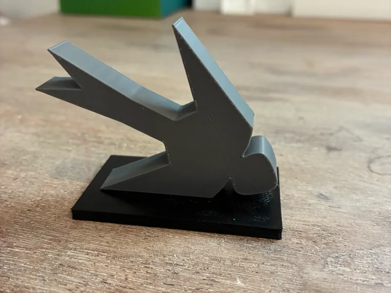 Swallow bird with stand