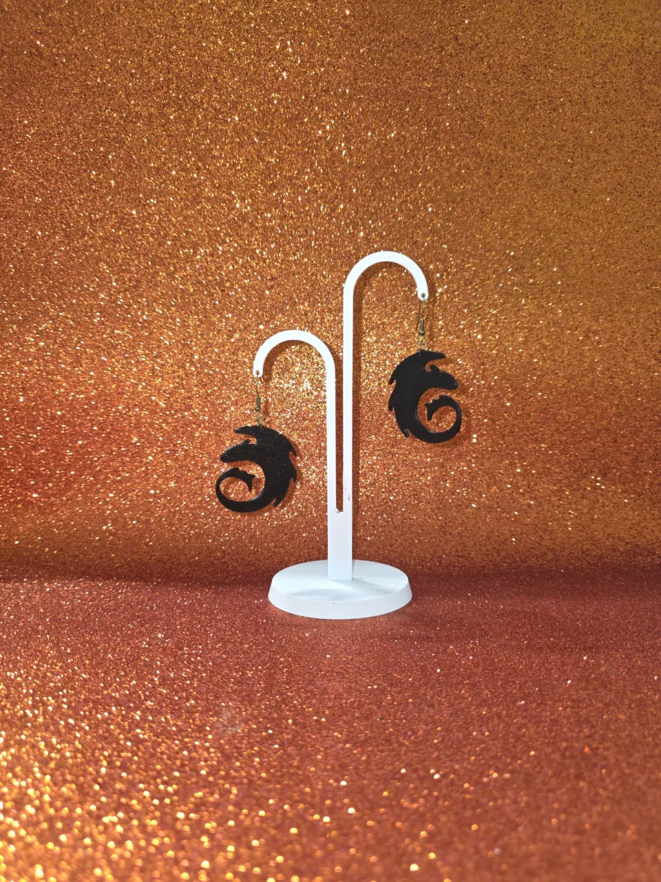 Night fury v2 earrings view 3
