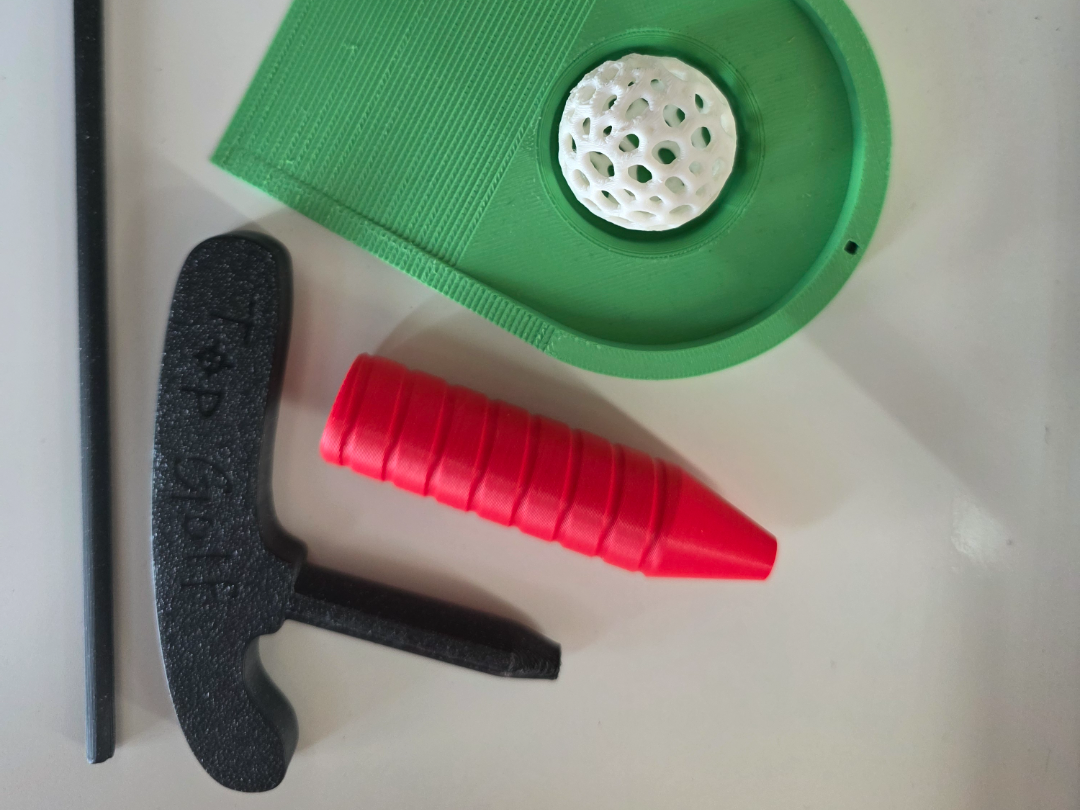 Desktop Mini Golf Set – Fun Office Toy