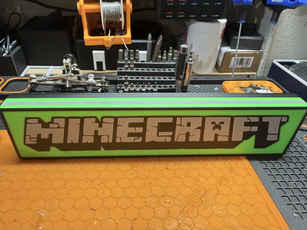 Minecraft-themed Lightbox - Free 3D Print Model - MakerWorld