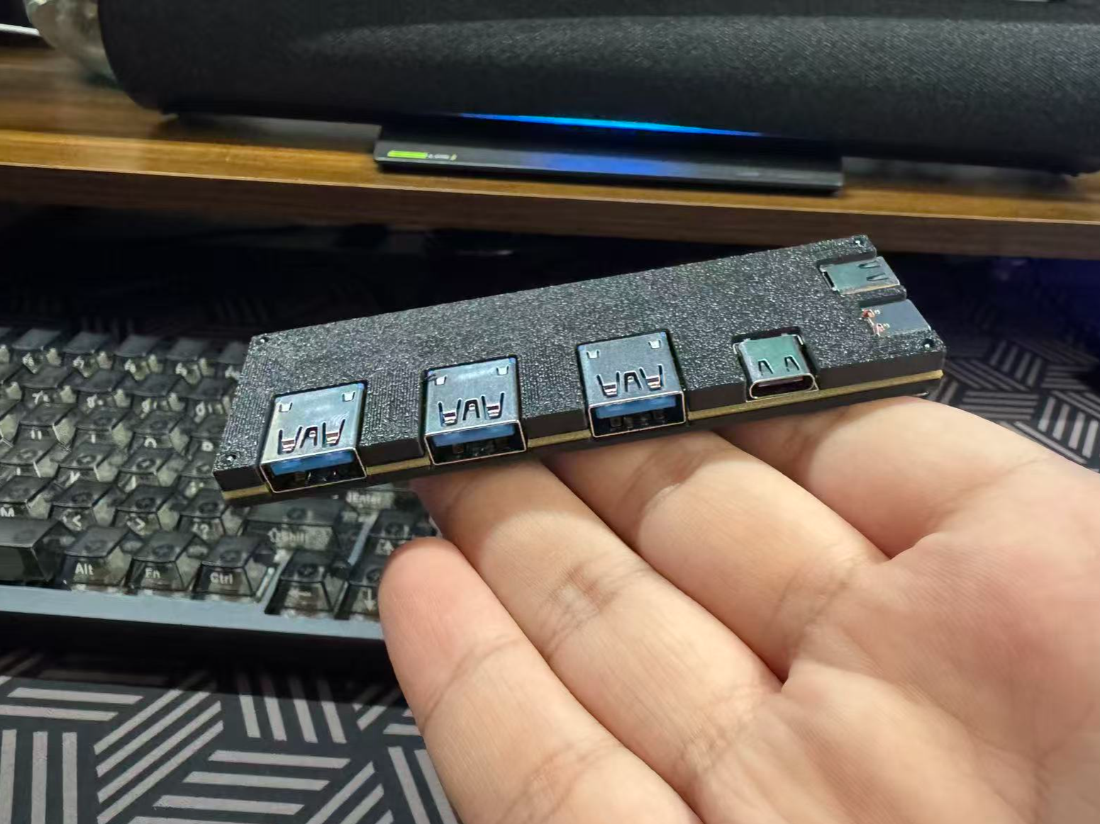 USB HUB轻薄外壳