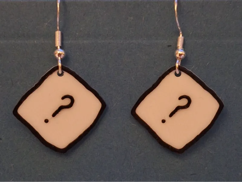 Loveless Alice Oseman earrings / keychain