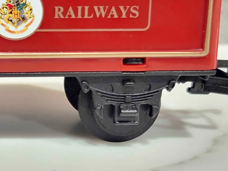 Model Train Wheel & Shaft - Hogwarts Express