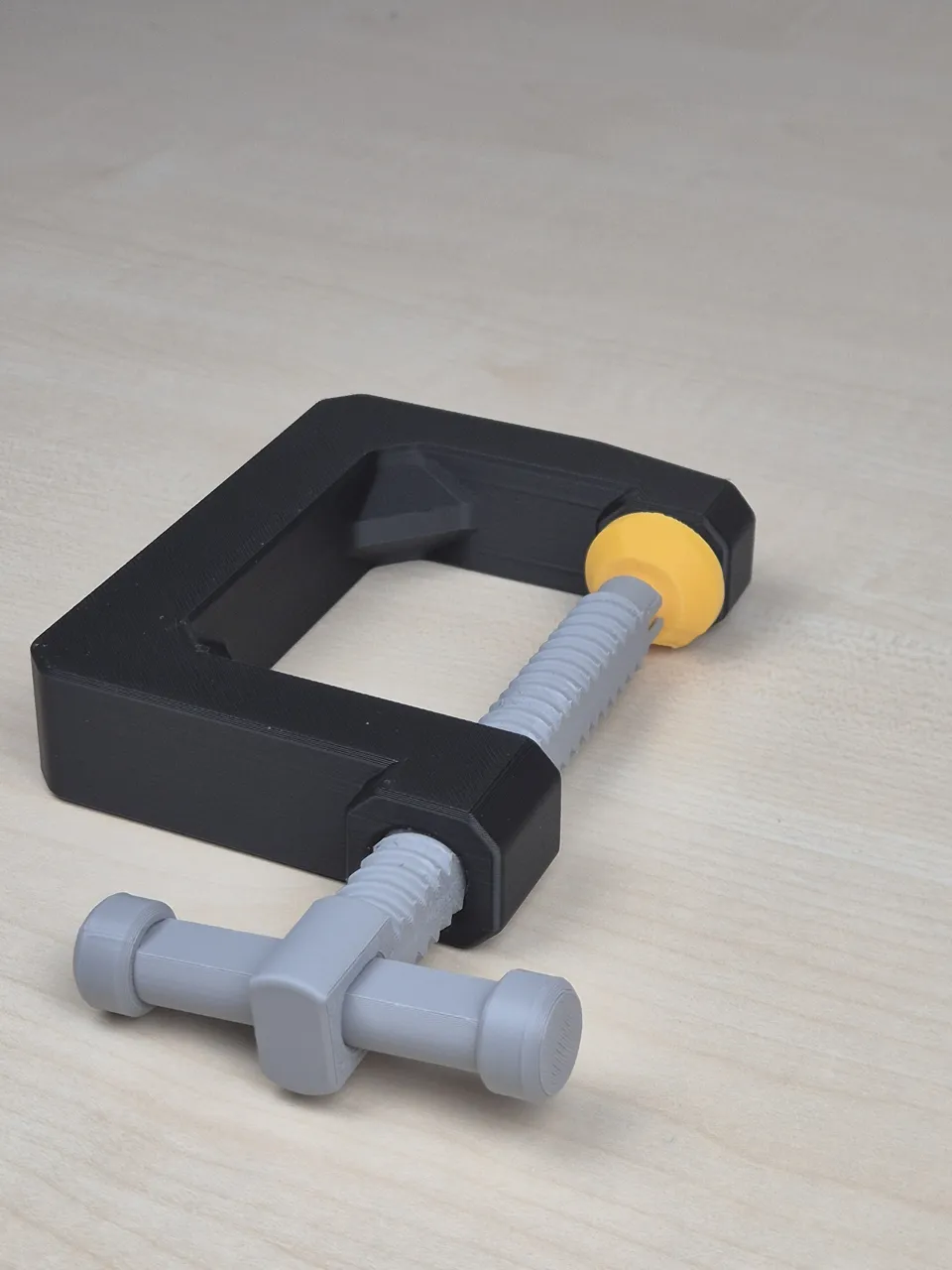 100% 3D-Printed C-Clamp view 2