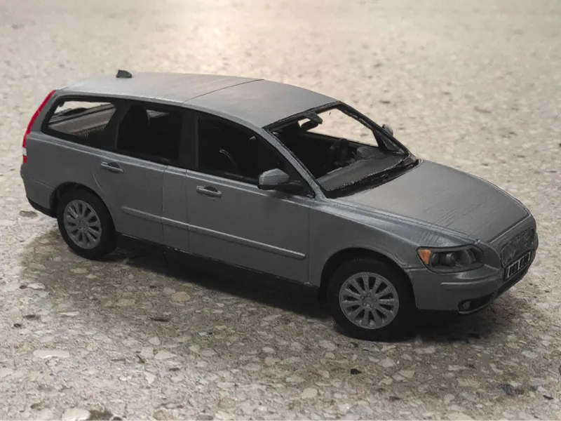 1:22 Volvo V50 (Working steering wheel!)