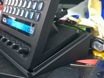 Stream Deck Plus XL Riser V1