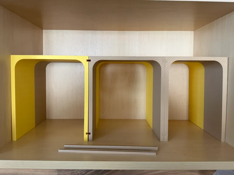 Shelf to a shelf