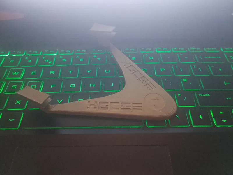 starborn runner display stand