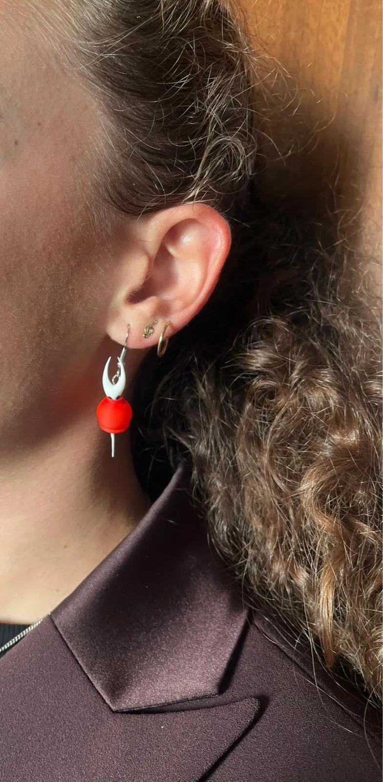 Hornet Earring Parachute - Hollow Knight Silksong view 4