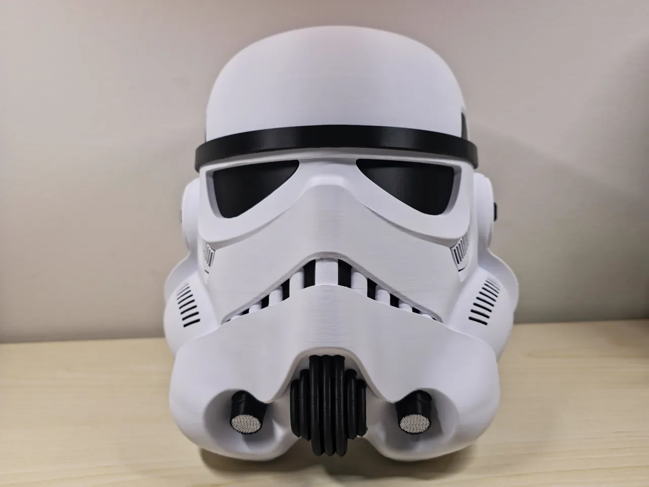 Stormtrooper Helmet one piece view 3