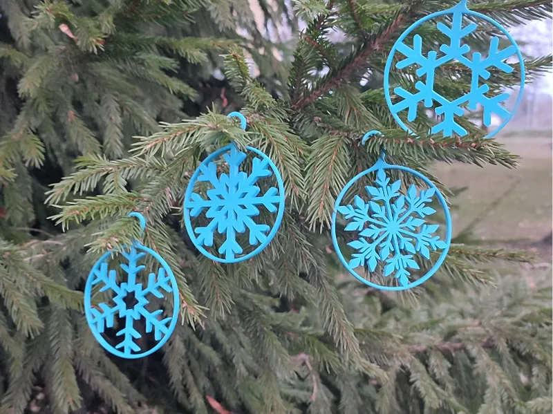 Snowflake Christmas tree decoration wiht hook