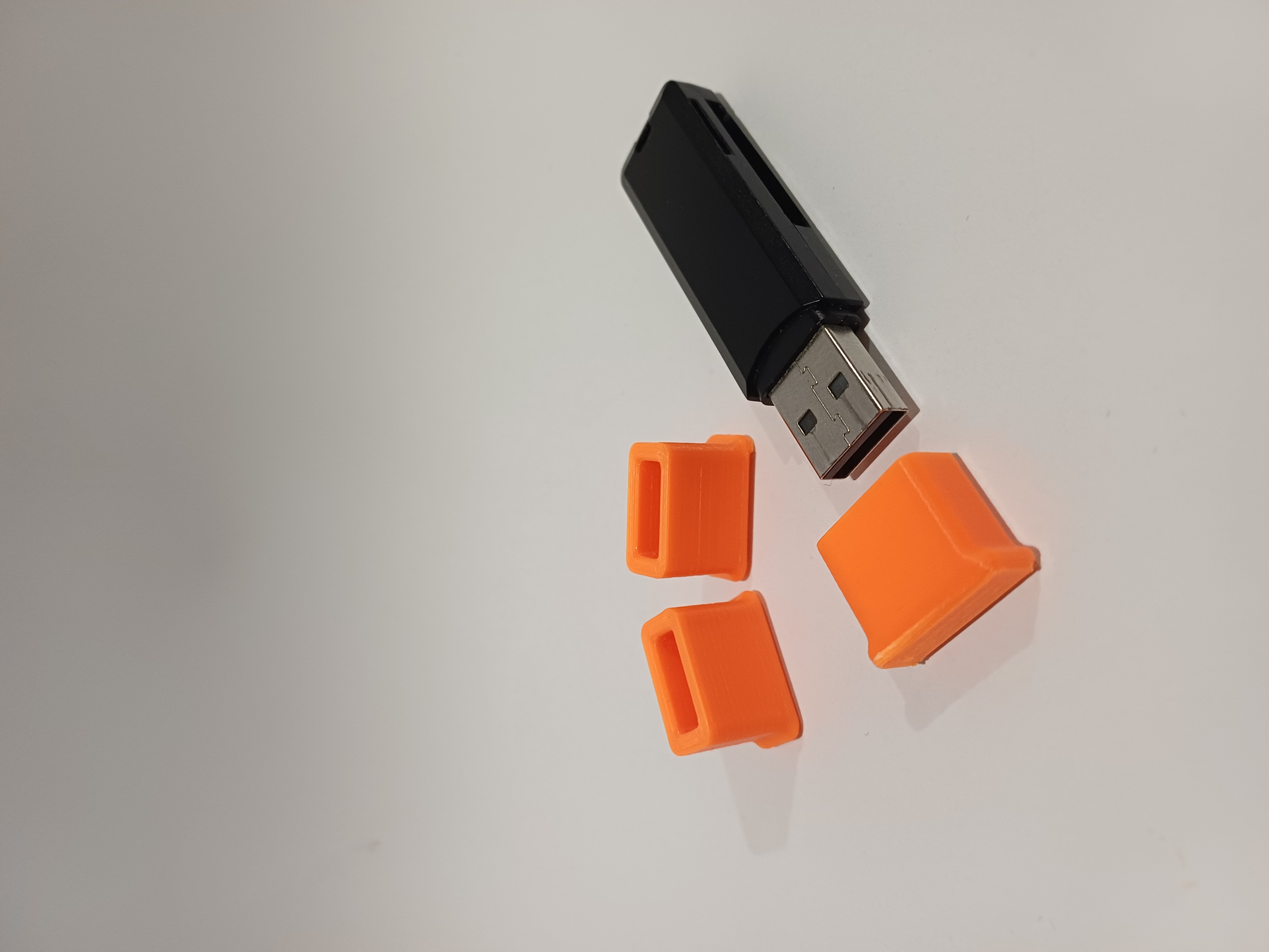 Miniatura 2 do modelo 3D USB A CAP