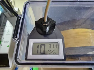 Mount hygrometer