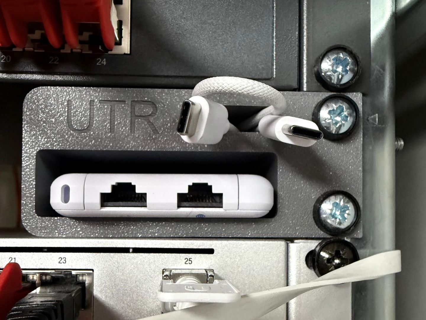 UTR Unifi Travel Router - Rack Mount