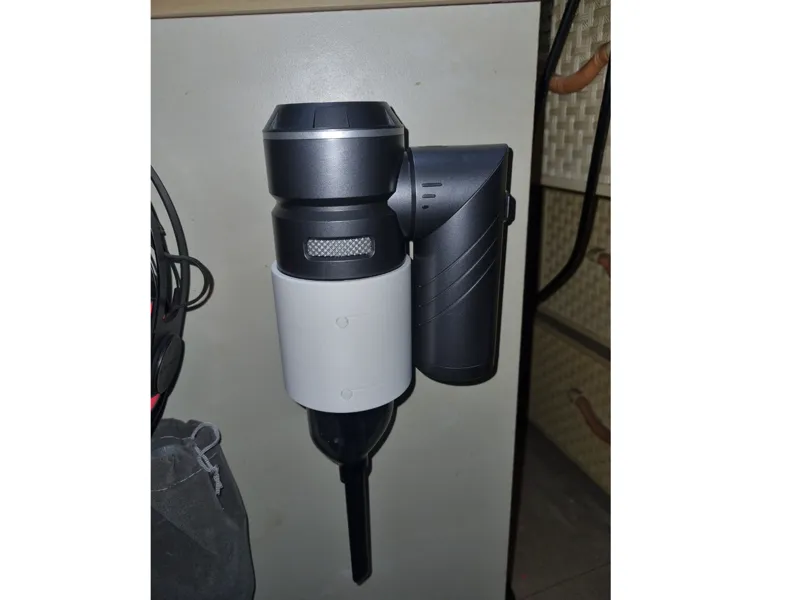 Support aspirateur PASSAT VAC08 modéle HL-133