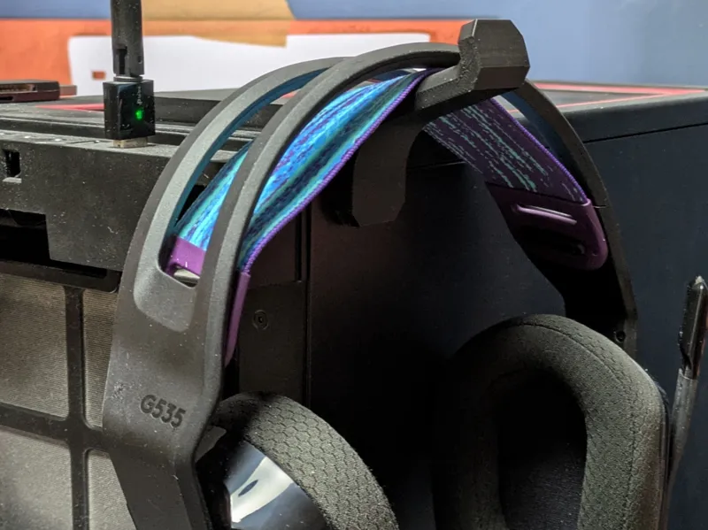Headphones Stand - Magnetic for PC Tower
