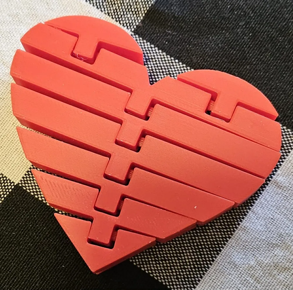 Flexi Heart - Free 3D Print Model - MakerWorld