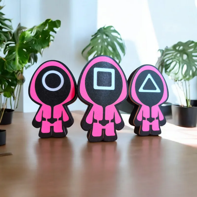 Squid Game Pink Guard Square Led Lamp