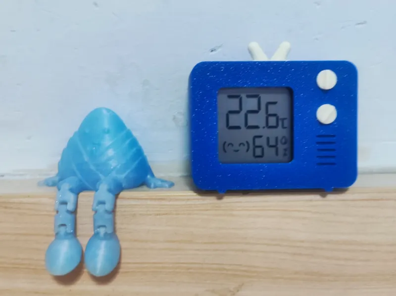 目博士温湿度计电视外壳可装7号电池