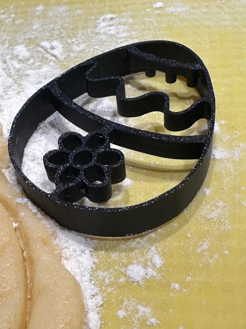 Easter Egg Cookie Cutter - Free 3D Print Model - MakerWorld