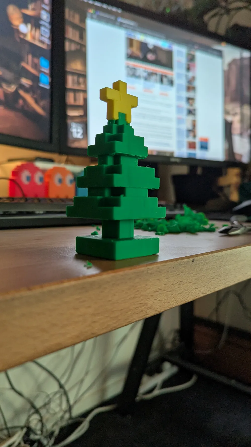 Pixel Star Mini Minecraft Pixel Christmas Tree - Free 3D Print Model - MakerWorld