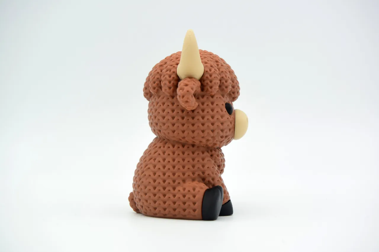 Knitted Highland Cow view 2