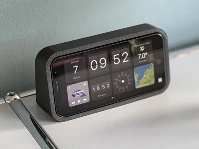 iPhone 12 dock for HomeDash app