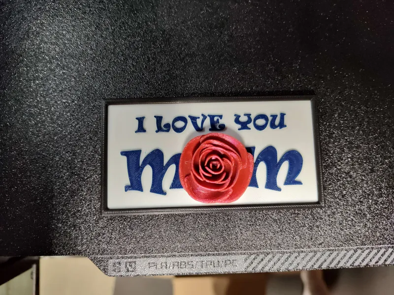 "I Love You Mom" - Flower Sign
