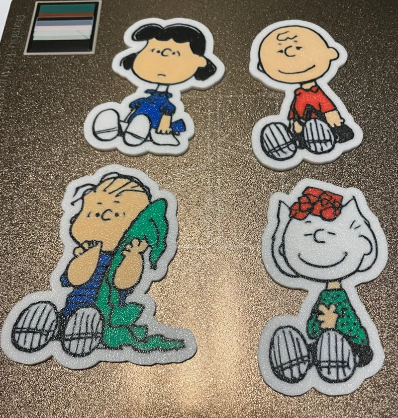 Peanuts gang fridge magnets
