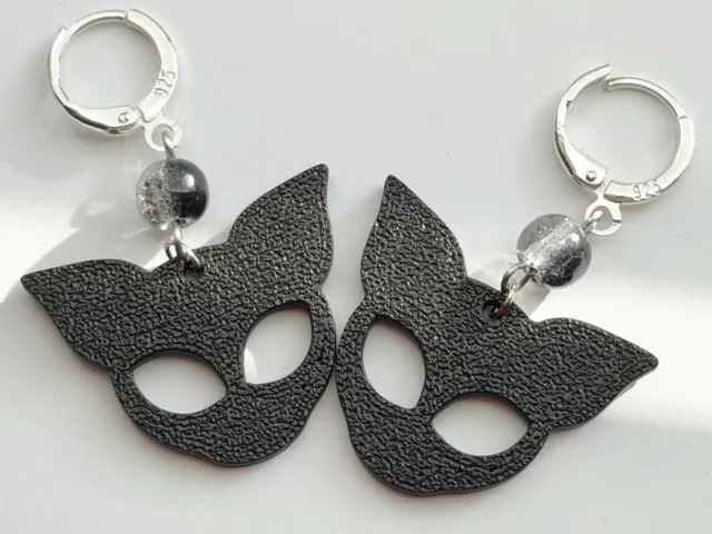 Cat head earrings