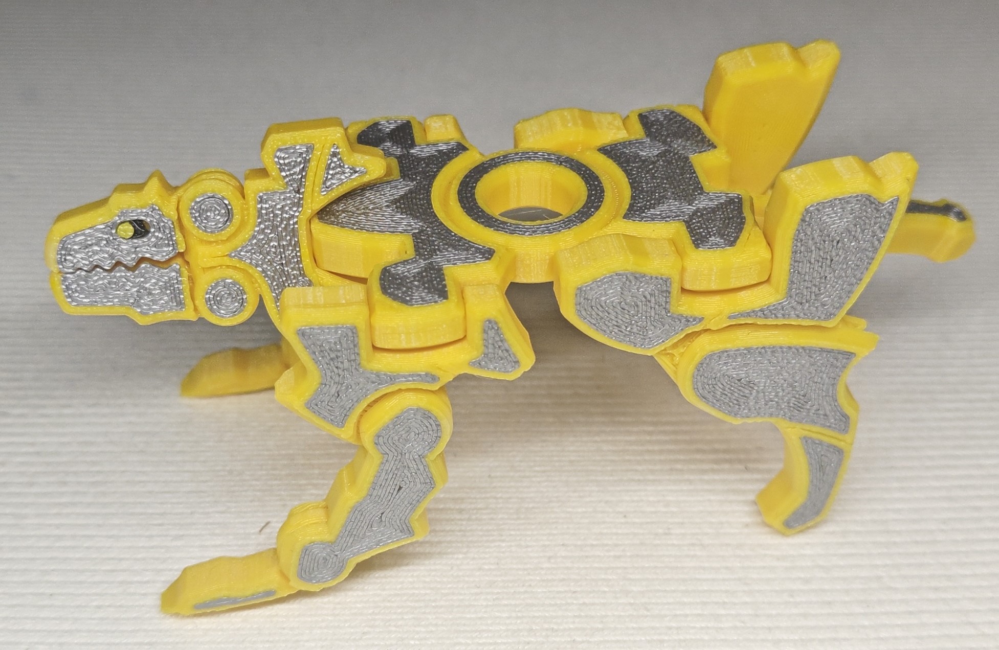 Miniatura 1 do modelo 3D 响鬼盘式神 光碟兽 第四期 免拼装一体打印变形玩具
