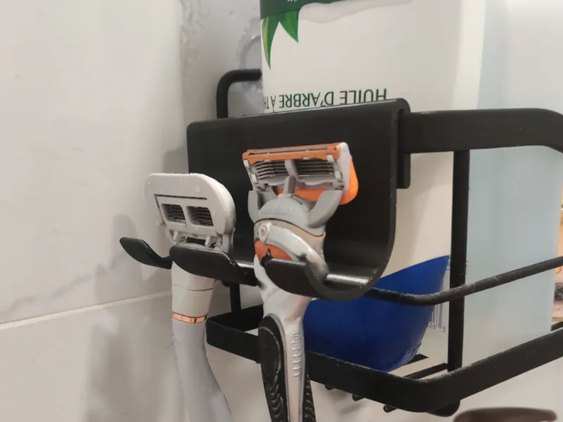 Shower caddy razor holder