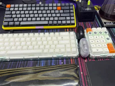 KeyChron K3 Stand