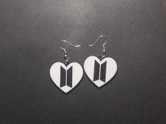 Orecchini BTS cuore
