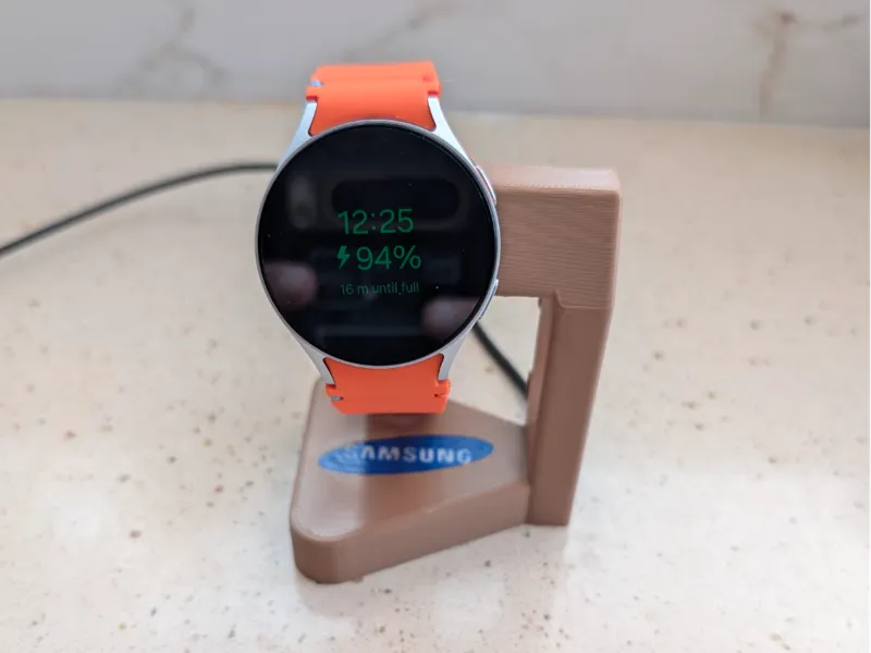 Samsung Galaxy Watch7 Stand