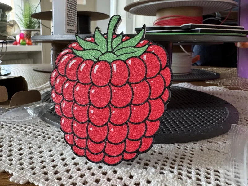 Fridge magnet - Raspberry