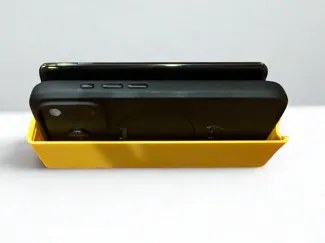 Gridfinity Phone Holder