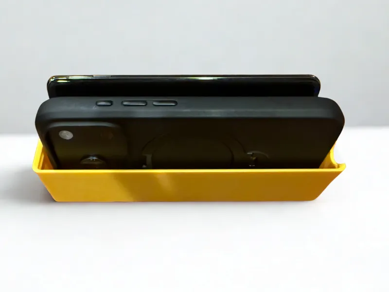 Gridfinity Phone Holder