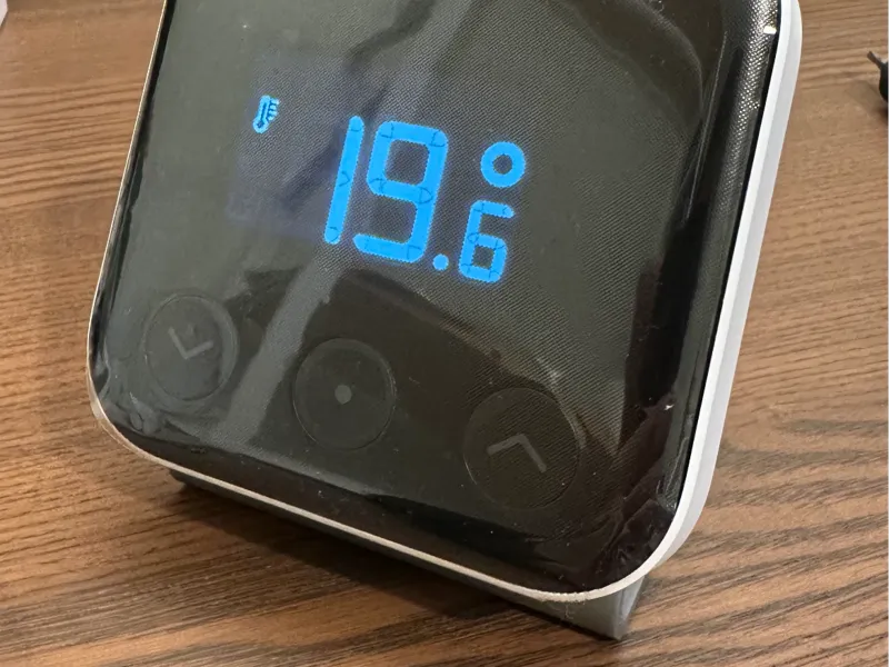 tado Wireless Smart Thermostat X Stand