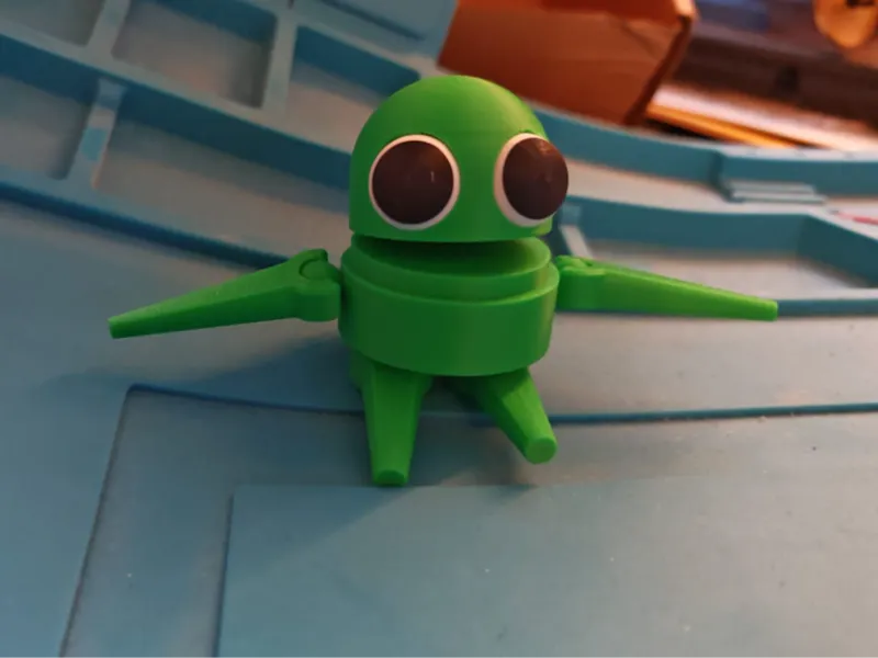 Small R.E.P.O bot with legs separated