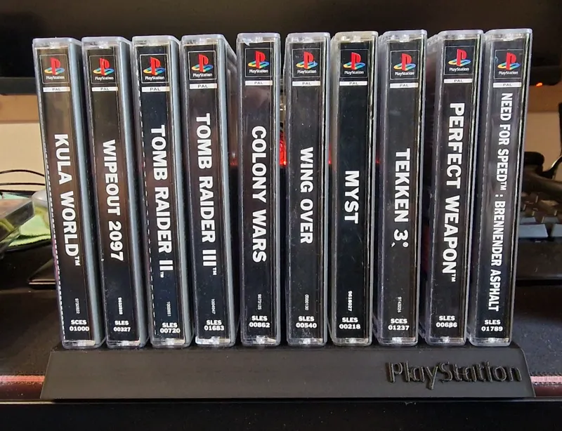 Playstation 1 (PS1, PSX) PAL game stand, 10 Games