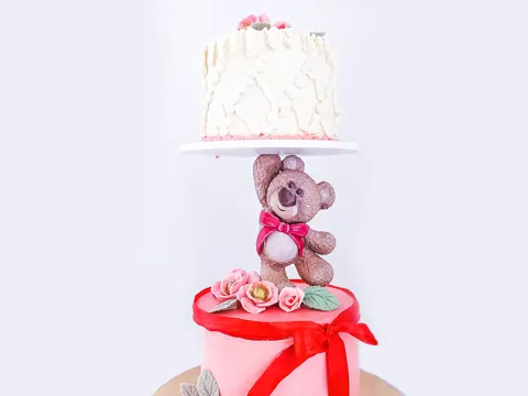 Cute Bear - 3D Animal Figurine - Cake Holder