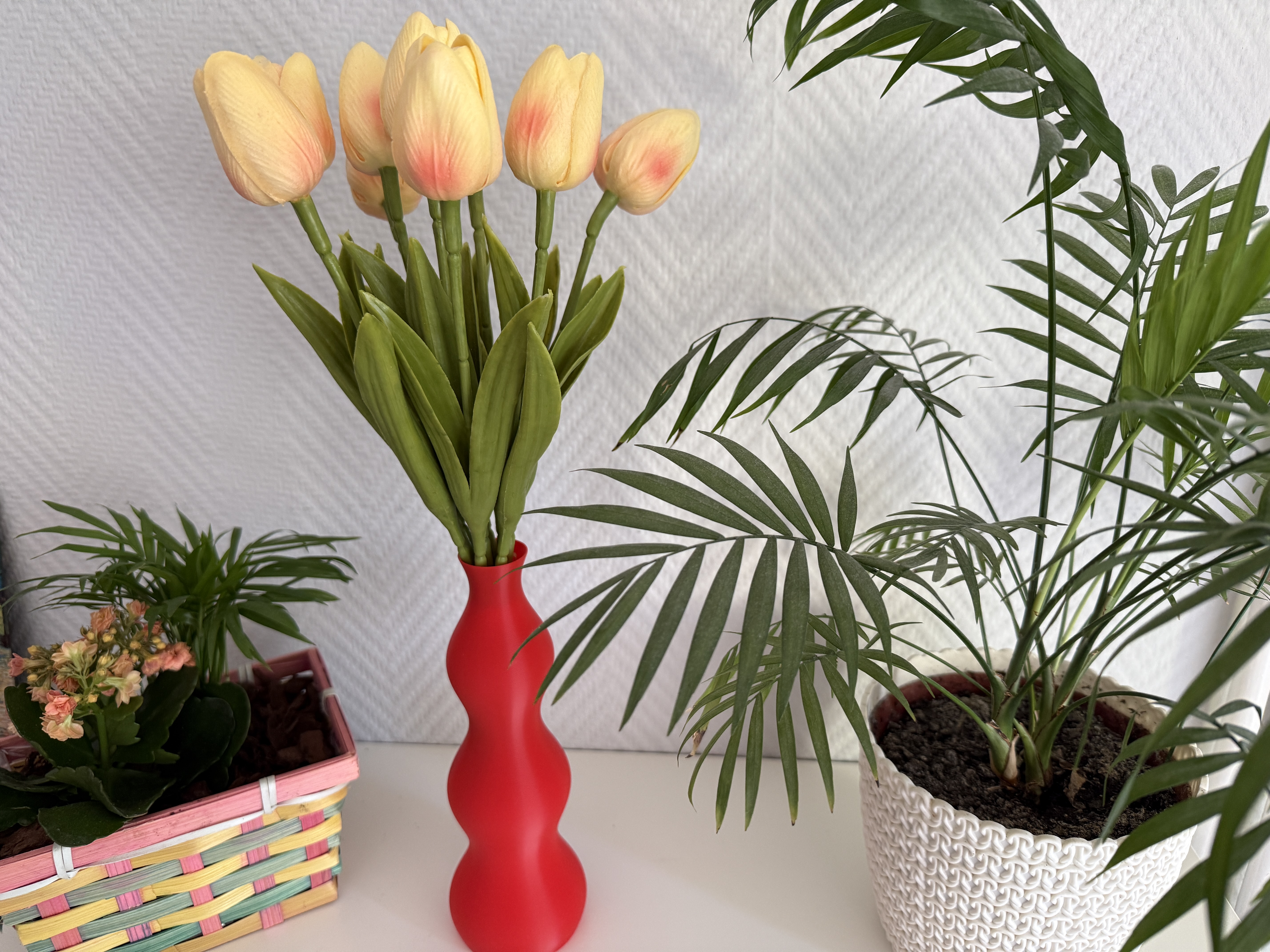 Miniatura 2 do modelo 3D Customizable Parametric Organic Voronoi Vase